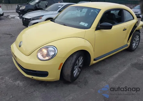 2015 Volkswagen Beetle 1.8T Fleet Edition из США, поврежденный, VIN 3VWF17AT5FM637655